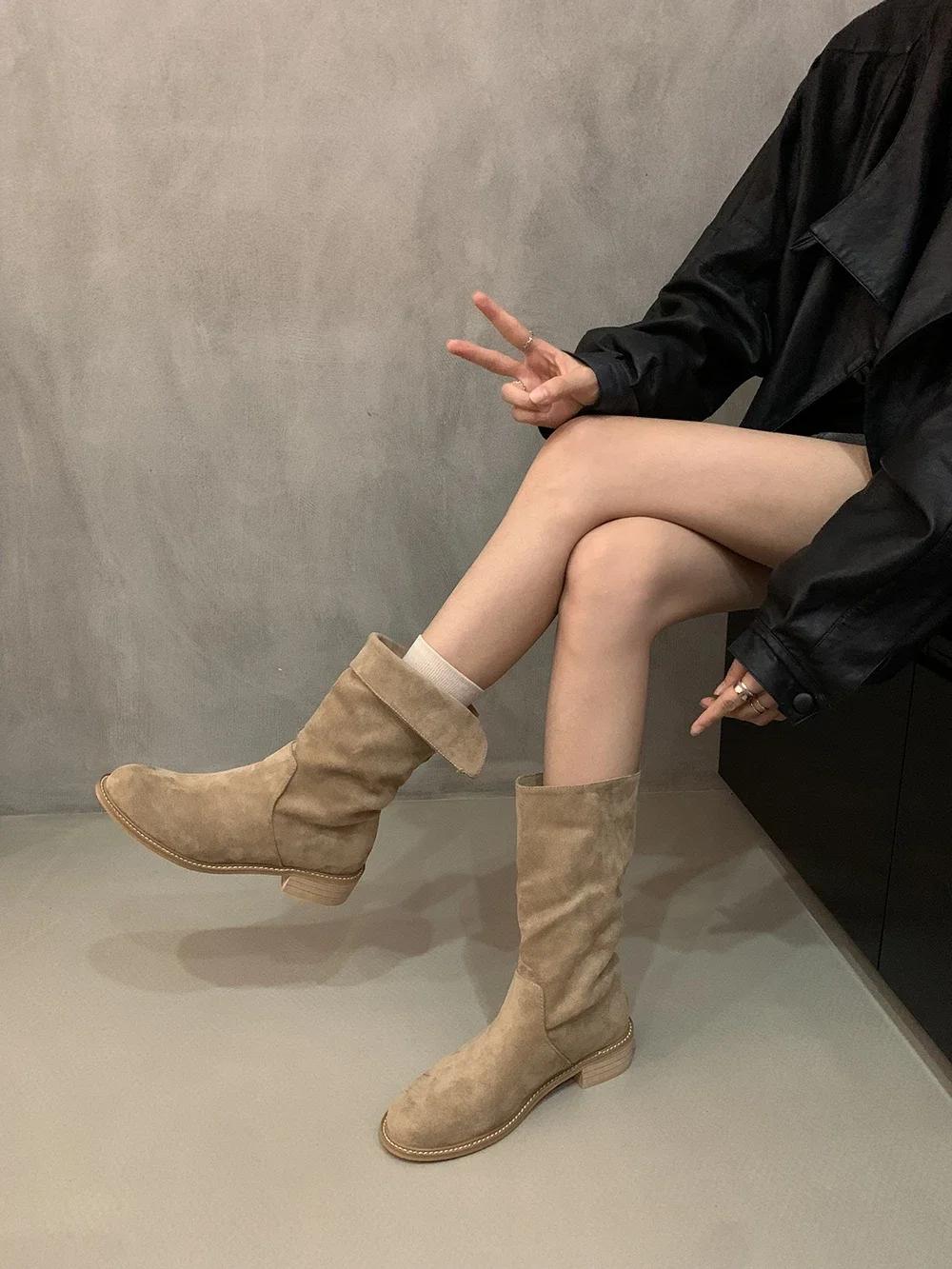 

Высококачественные женские плиссированные удобные тканевые короткие сапоги 2024 года, модные повседневные сапоги с острым носком на низком каблуке для женщин 35