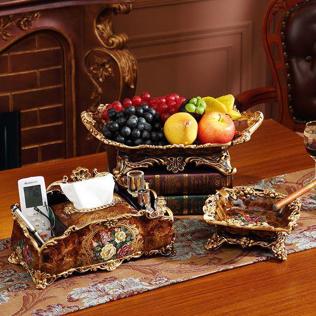 Европейский и американский декоративный набор: Фруктовница, коробка для салфеток, пепельница и статуэтки для журнального столика в гостиной.