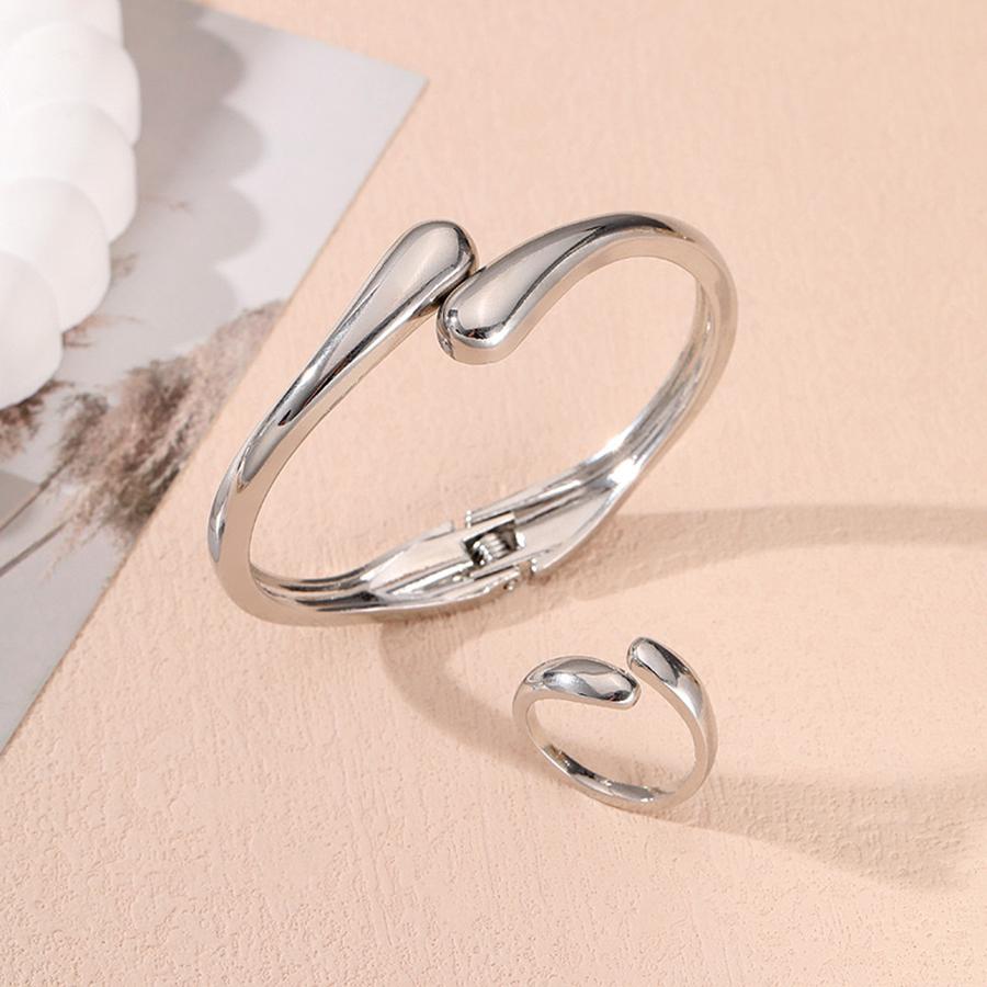 Fashion Commuter Festival Gifts Simple Personality Fashion Waterdrop Bracelet Ring Metal Jewelry Set 2pcs Temperament Set Women