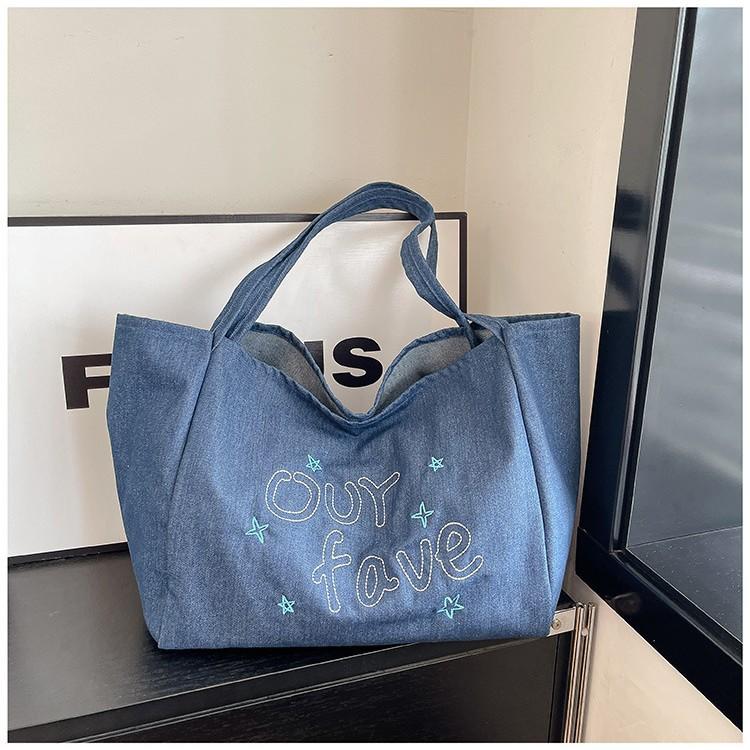 Large capacity lazy wind butot bag women's new commuting class shoulder bag portable big bag tide