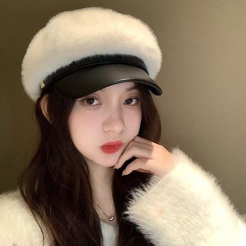 Women's Trendy Plush Fur Beret - Warm Autumn/Winter Eight-Panel Hat, Stylish and Versatile for a Petite Look