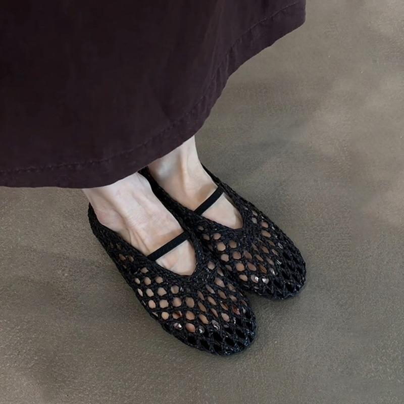 Woven Shoes Perforated Breathable Flat Sandals Women's Shallow-mouthed One-piece with Round Toe