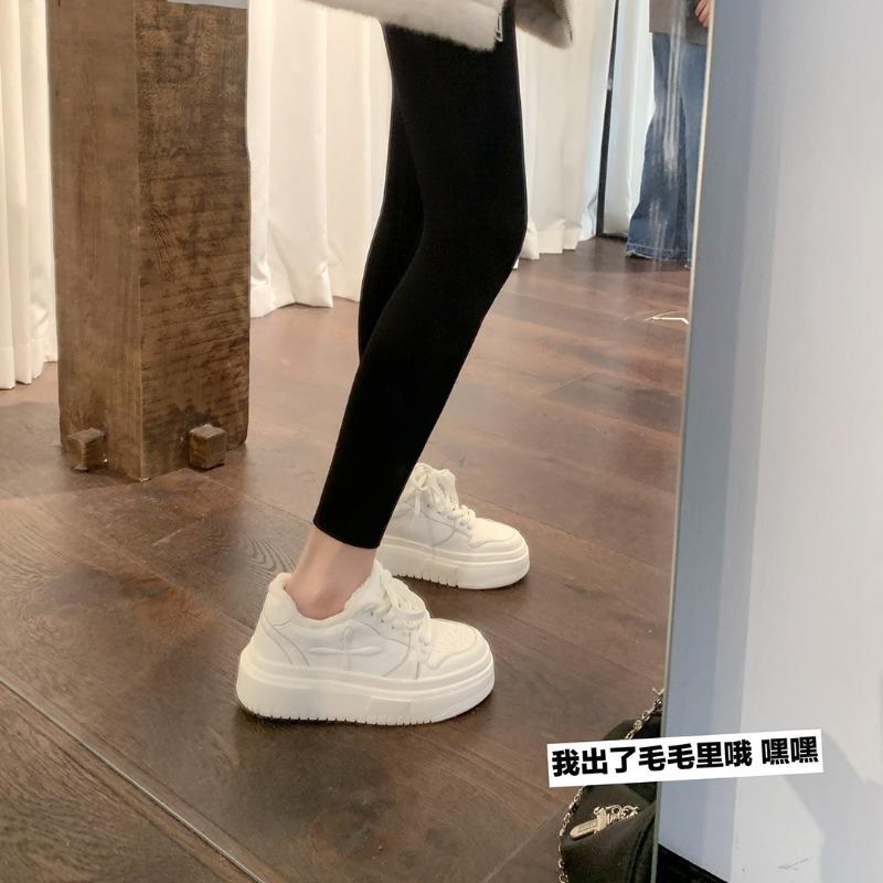 [] Goodbye 1.5 meters~ Height-increasing muffin thick-soled sports and leisure fluffy shoes women's little white shoes