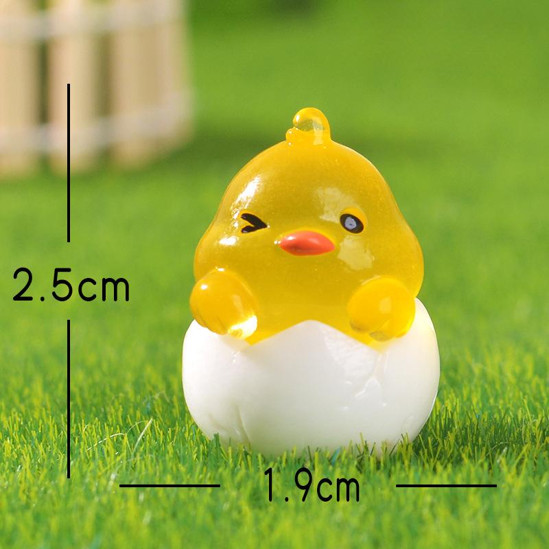 Micro-landscape Cute and Adorable Pet Animals Eggshell Gardening Doll House Decorations Resin Small Ornaments