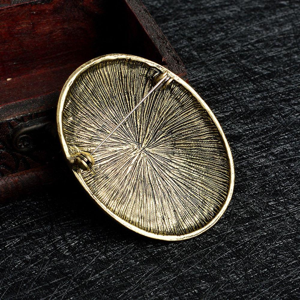 Viking Wolf Carved Women Ethnic Brooch Korean Style Brooch Clothing Accessory Fashion Jewelry