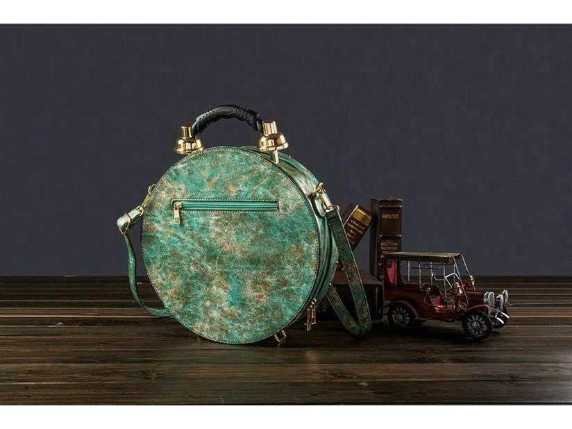 2025 Retro Korean-Style Handbag with Creative Clock Watch Design