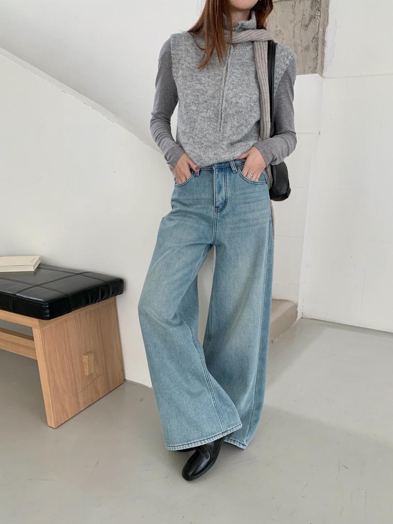 GAGD Women s High-Waisted Blue Fleece-Lined Straight Leg Jeans - Korean Style, Slimming & Versatile. M