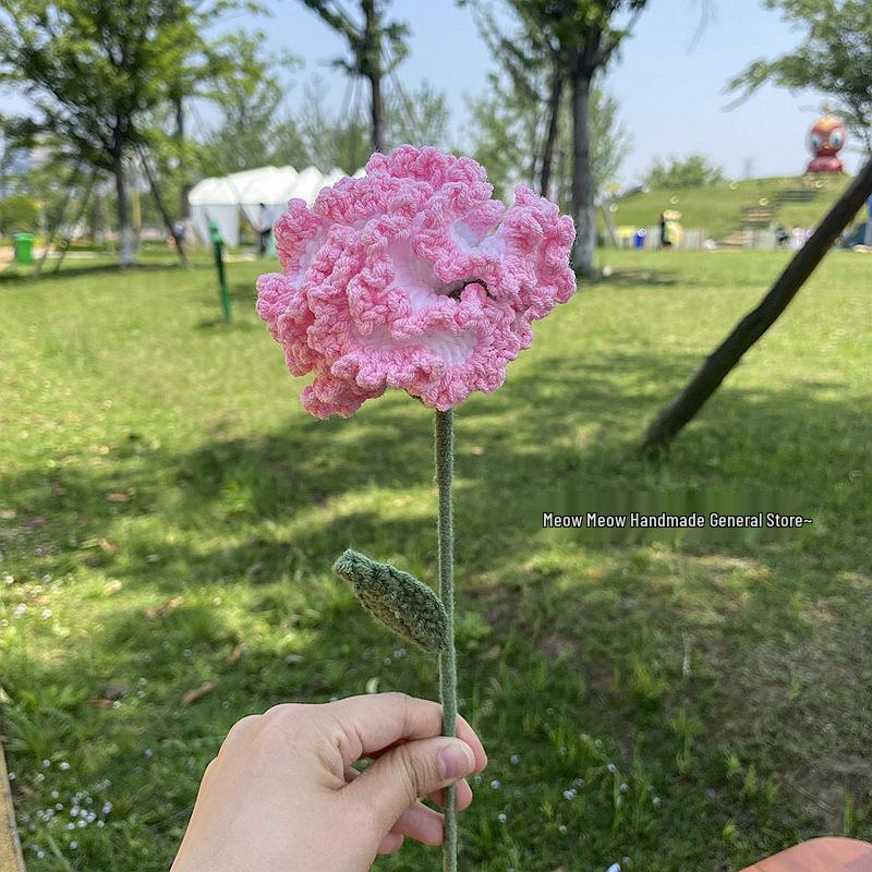 Buquê de Flores de Lã Tricotado à Mão: Ornamento de Rosa, Lírio, Girassol Presente
