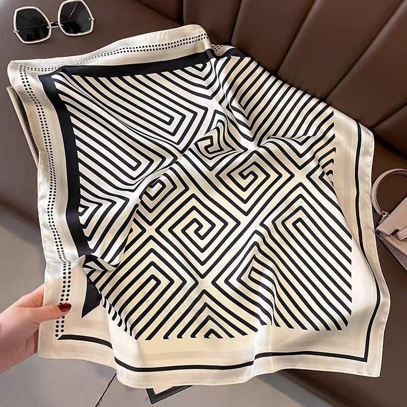 100% Mulberry Silk Plain Crepe Satin Square Scarf High-end Women's Spring, Summer and Autumn Temperament Simple Fashion Silk Scarf Scarf