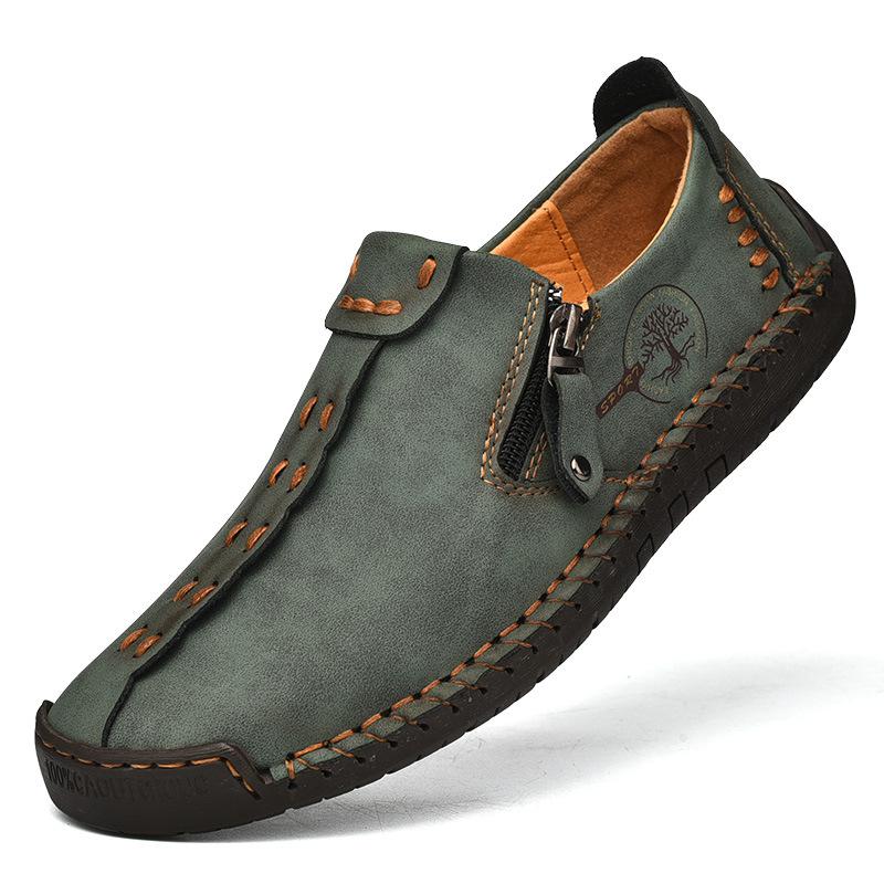 Fashion Handmade Leather Men Shoes Casual Slip On Loafers Breathable Leather Shoes Men Flats Hot Sale Moccasins Tooling Shoes Plus Size
