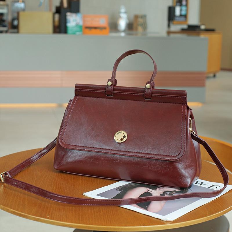 

Сумка Женская Маленькая Квадратная Сумка Новая Сумка Мессенджер для Поездок бордовый