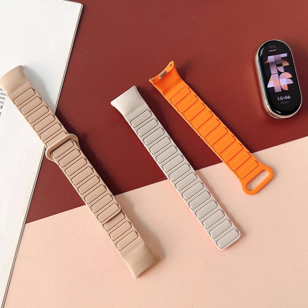 Magnetiskt looparmband för Mi Band 10 Rem Silikon Sportarmband för Xiaomi Mi Band 10 9 8 Correa Band Armbandsaccessoarer