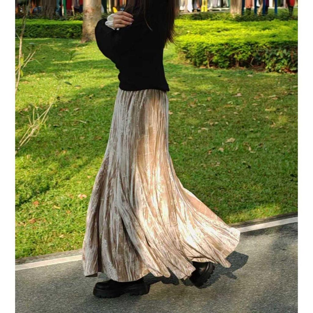Women's High Waist Velvet Long Skirt - Chinese Style, Slimming, Thickened, Perfect for Autumn & Winter.