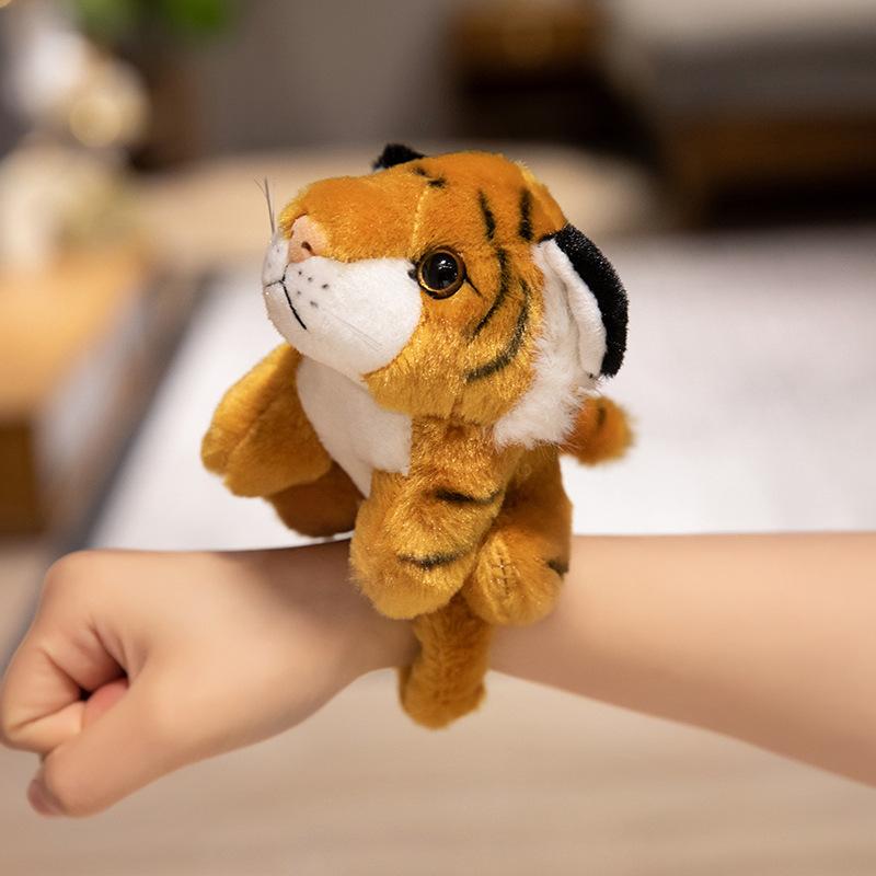 

Small animal tiger panda elephant bracelet plush toy doll giraffe doll children s doll doll 13cm（0.1kg）