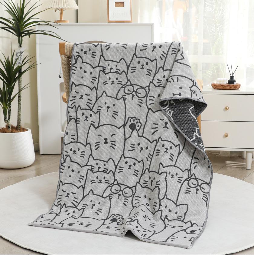 China Colored Jacquard Pure Cotton Four-Layer Gauze Bath Towel Men Women Extra-Large Adult Beach Towel Soft Absorbent