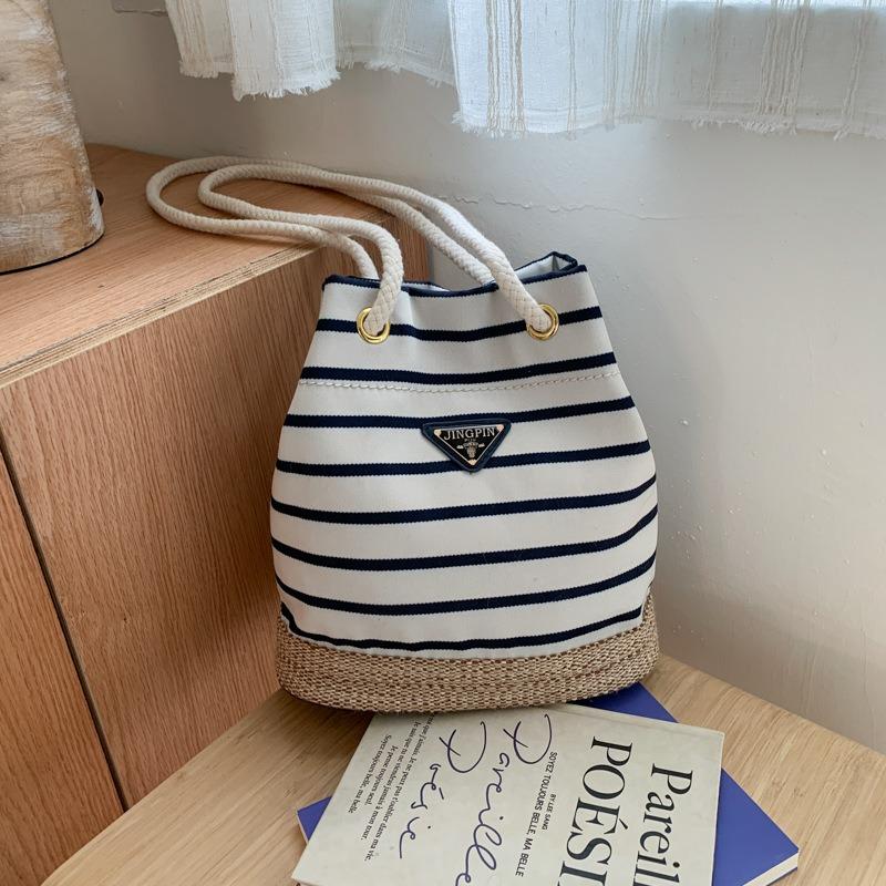 Striped Bucket Bag Women's New Summer Fashion Casual Shoulder Bag Commuter Messenger Bag