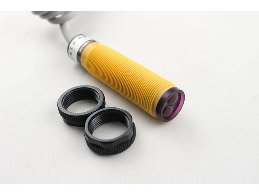 Hukong S18SN6DL Infrared Diffuse NPN Photoelectric Sensor (1 NO, 1 NC)