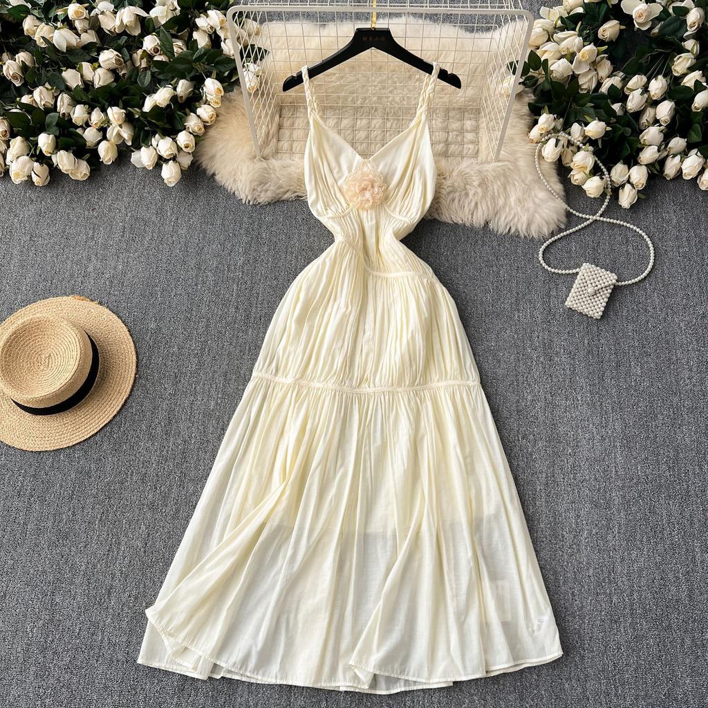 Summer Women's Floral Halter Waist-slimming Vacation Dresses