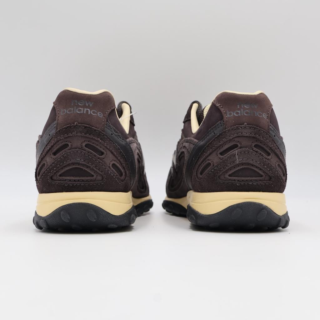 U204L5I7 AURALEE A New Balance 204L "Brown" (Men's)