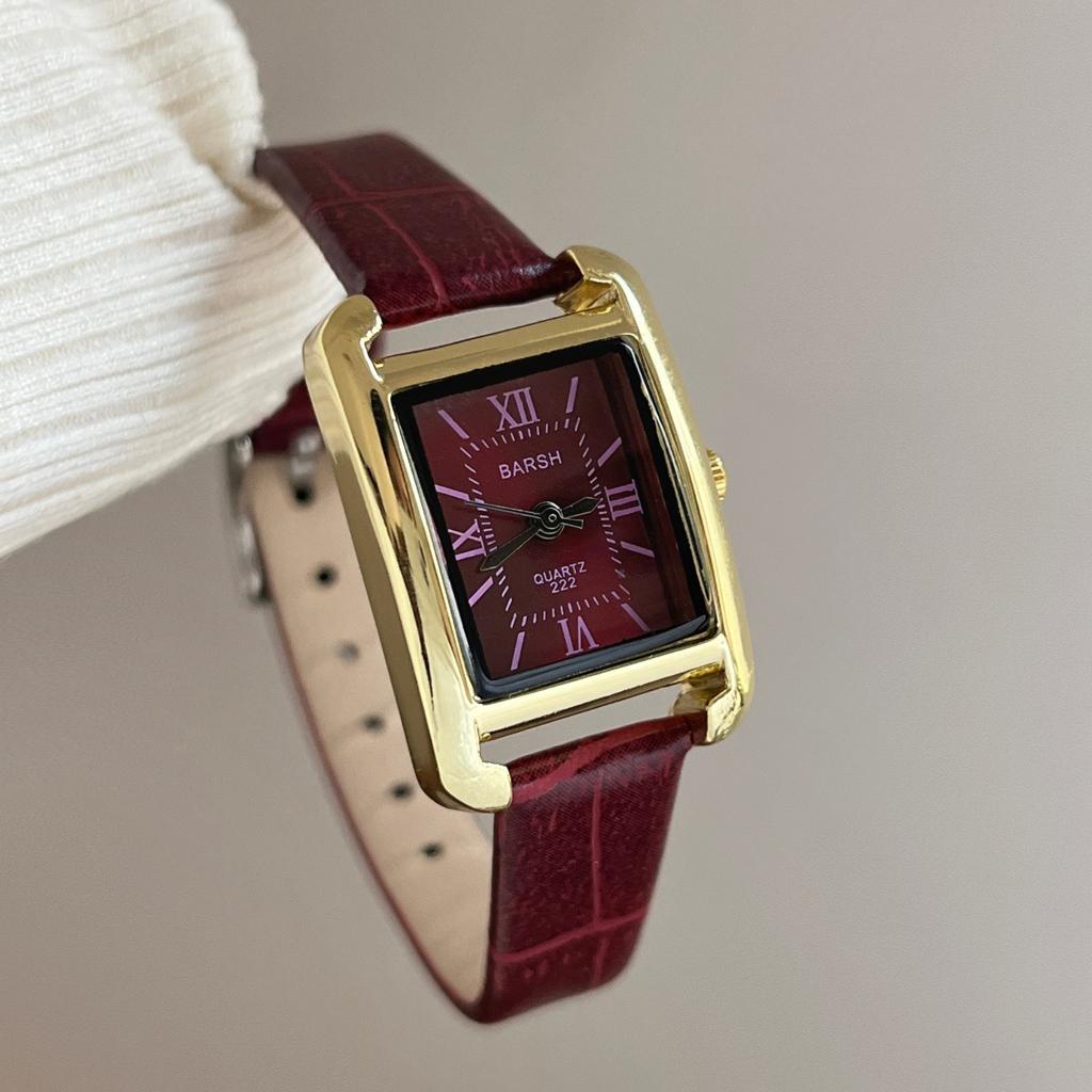 Niche Light Luxury Belt Casual Women Watch Retro Square Temperament Women