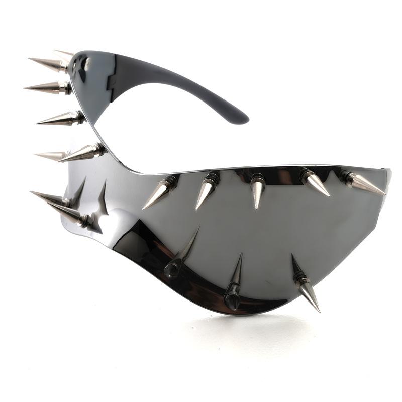 Large-frame, riveted, tech-style, European and American cycling sunglasses with a unique design DIY Punk street style party eyewear