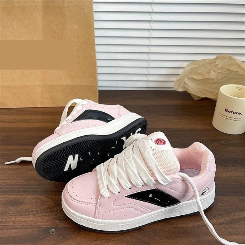Niche Cherry Blossom Powder Bread Shoes Women's Shoes Versatile Student Leisure Sports Board Shoes Autumn New