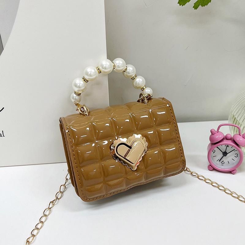 

Мини маленькая сумка 2025 новая жемчужная сумка через руку стиль маленькой принцессы текстурная сумка зарубежный стиль квадратная цепочка сумка-мессенджер тренд темные хаки