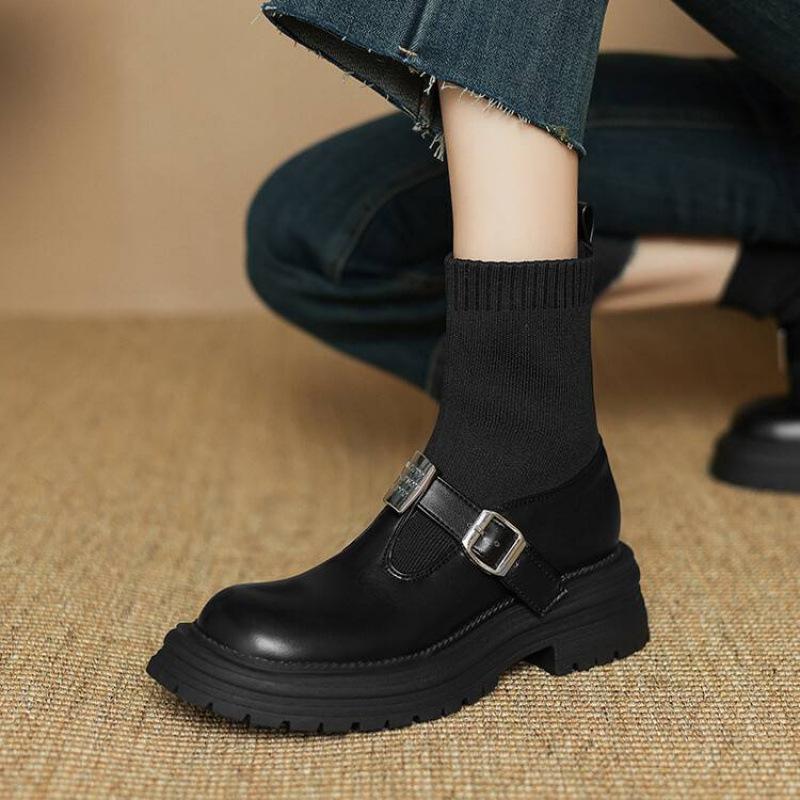 Autumn and winter women's medium heel thick-soled knight boots women's comfort sleeve medium boots leather women's boots Korean version large