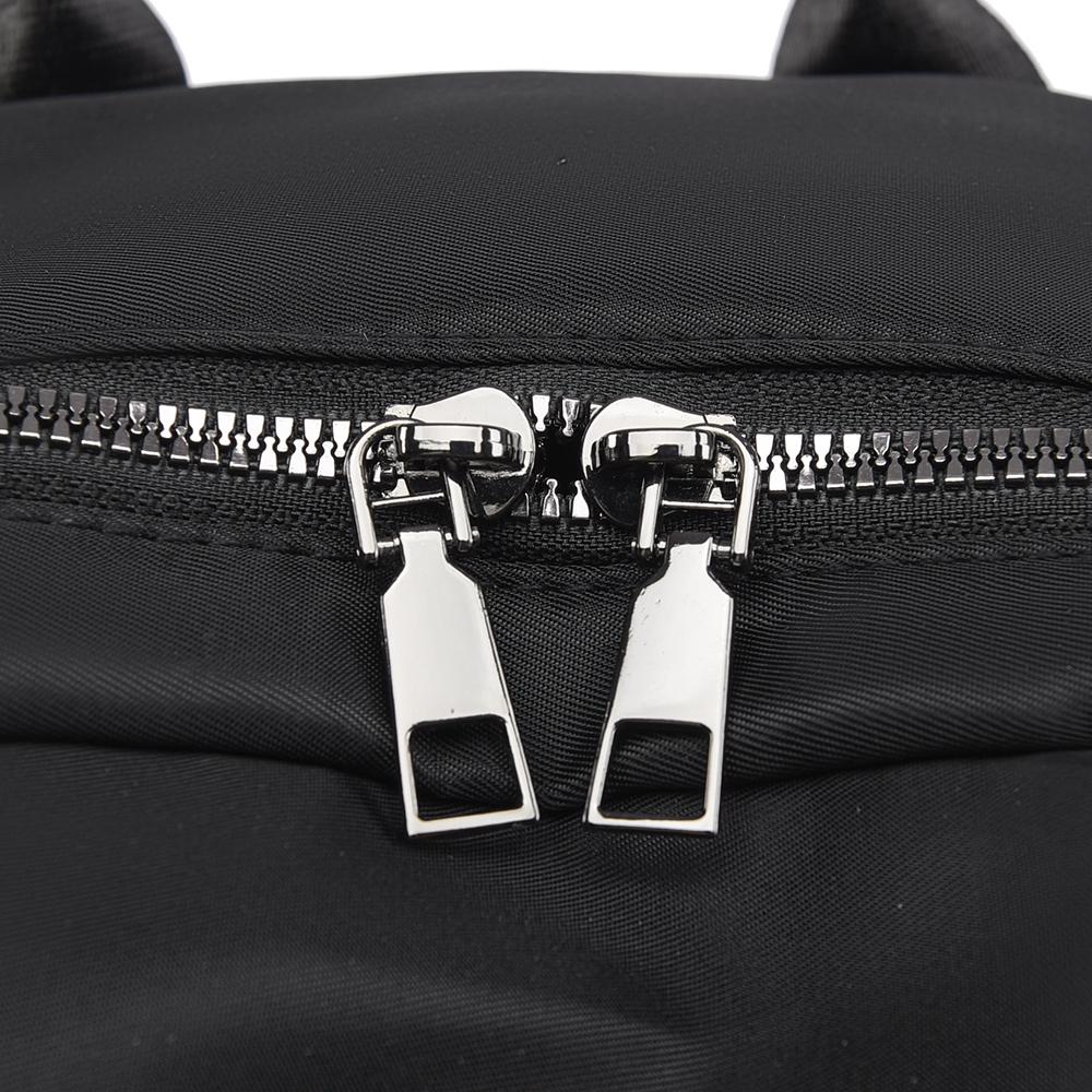 Women's Large Capacity Backpack Rhomboid Rivet Backpack