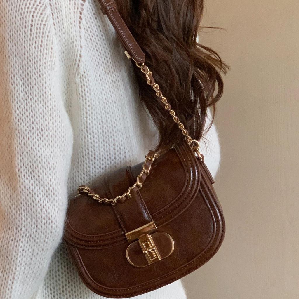 Fashion Dick Lounge Saddle Bag Crossbody Bag Commuter Bag Women's Chain Shoulder Bag