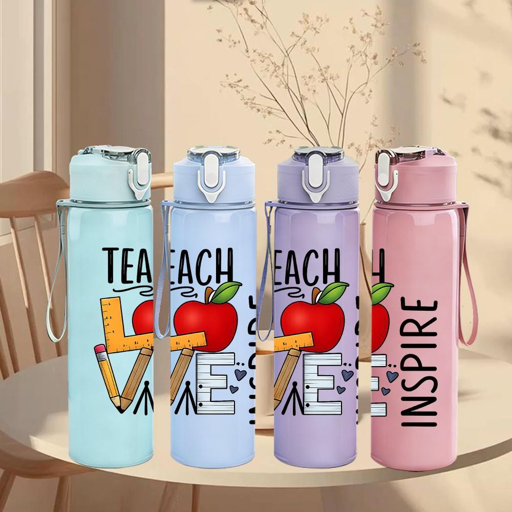 1PC Teach Love Inspire Letter Art 750ml Color Plastic Sports Water Bottle Leakproof Flip Straw Lid Suitable for Sports Office Home Use
