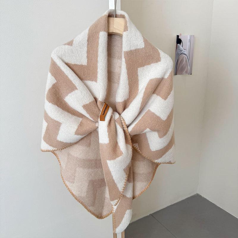 Fashion Wavy Knitted Cashmere Triangle Scarf For Women Warm Winter Shawl Cape And Wrap Female Pashmina Bandana Scarves