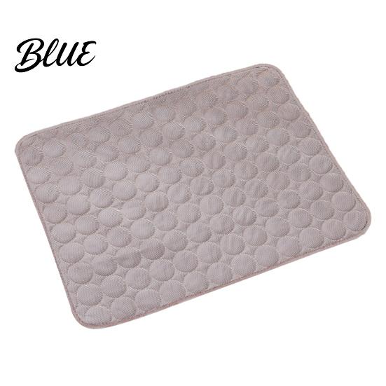 Washable Dog Cooling Pad Mat Self-Cooling Summer Pet Breathable Ice Silk Cool Bed Pad Portable Mat for Large Small Dogs Cats