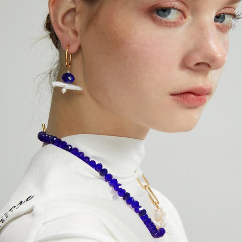 Iannmore Blue Pointed Birok Pearl Earring