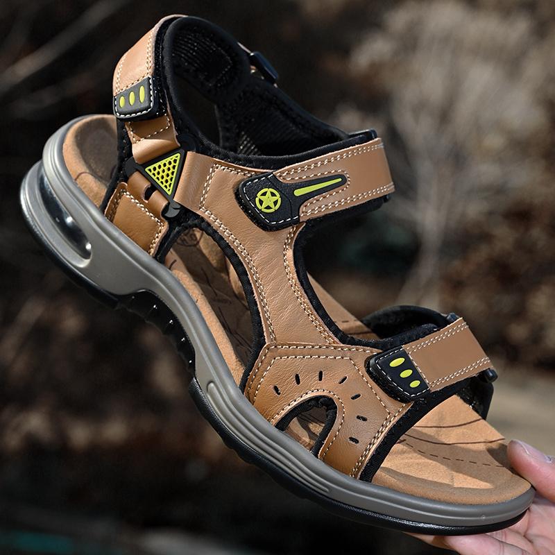 Fashion Classic Thick Soled Men Sandals Breathable Leather Sandalias Outdoor Antiskid Comfory Handmade Summer Men Beach Vacation Sandals
