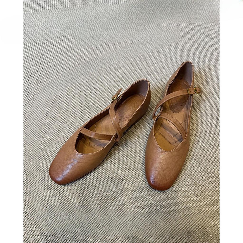 Retro Mary Jane shoes women's 2025 new flat-bottomed temperament versatile small leather shoes single shoes