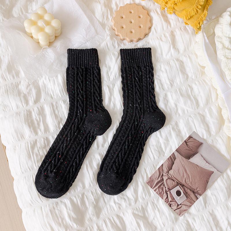 

Female Autumn and Winter Thickened Warm Linen Pattern Point Yarn Cashmer Tube Pile Socks 1 pair чёрный
