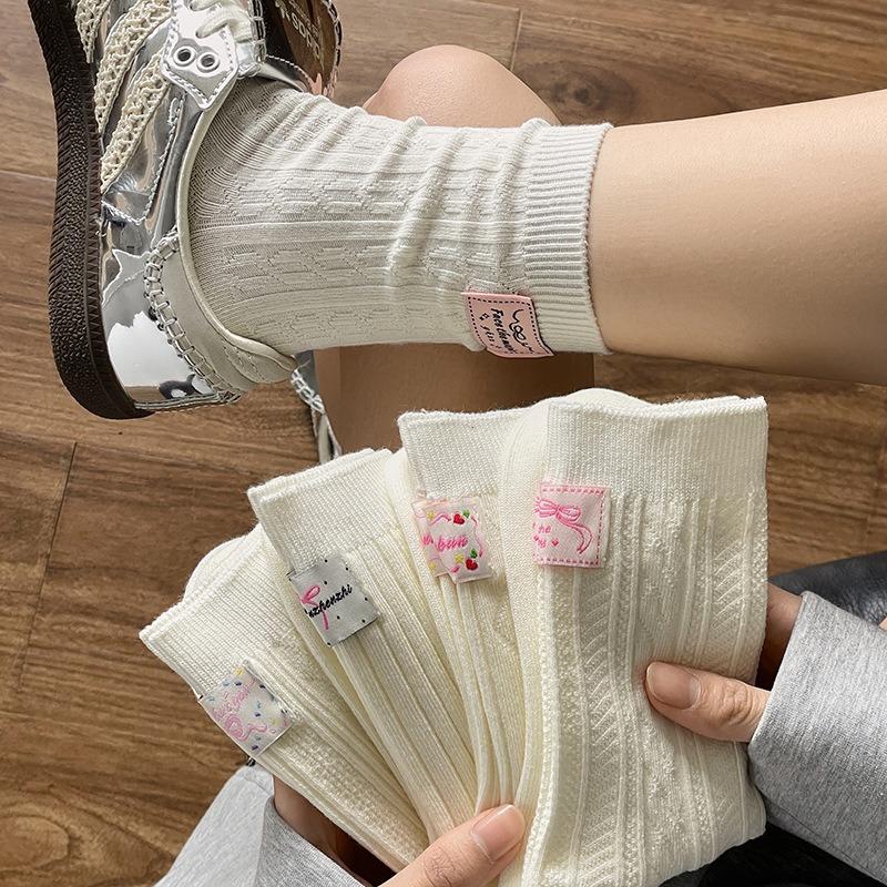 

Girls Spring All Build Preppy Style Heel Cloth Logo In The Tube Pile Socks 1 pair
