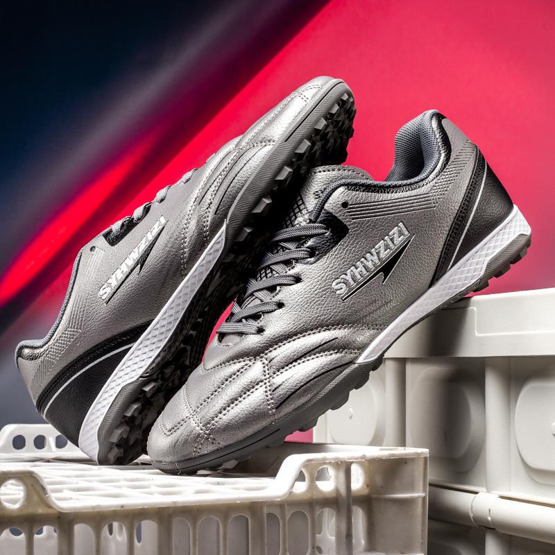 

Футбольные бутсы с низким верхом tf сломанные ногти искусственный газон AG ногти кожаные ноги мальчики и девочки дети молодежь студенты тренировочная обувь 45