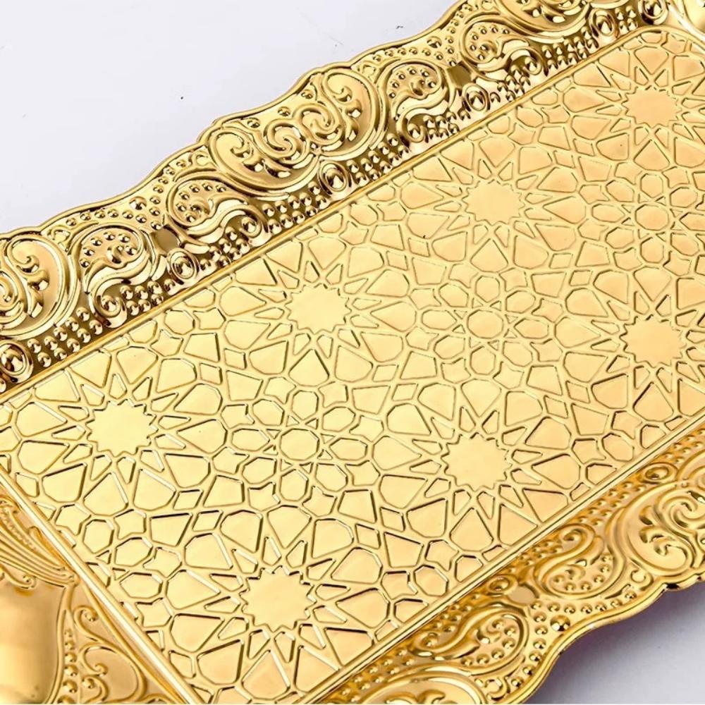 Rectangle-Carved Design Metal Cake Tray With Exquisite Plate Engraving Flower Golden Food Fruit Tray For Home Wedding Decoration