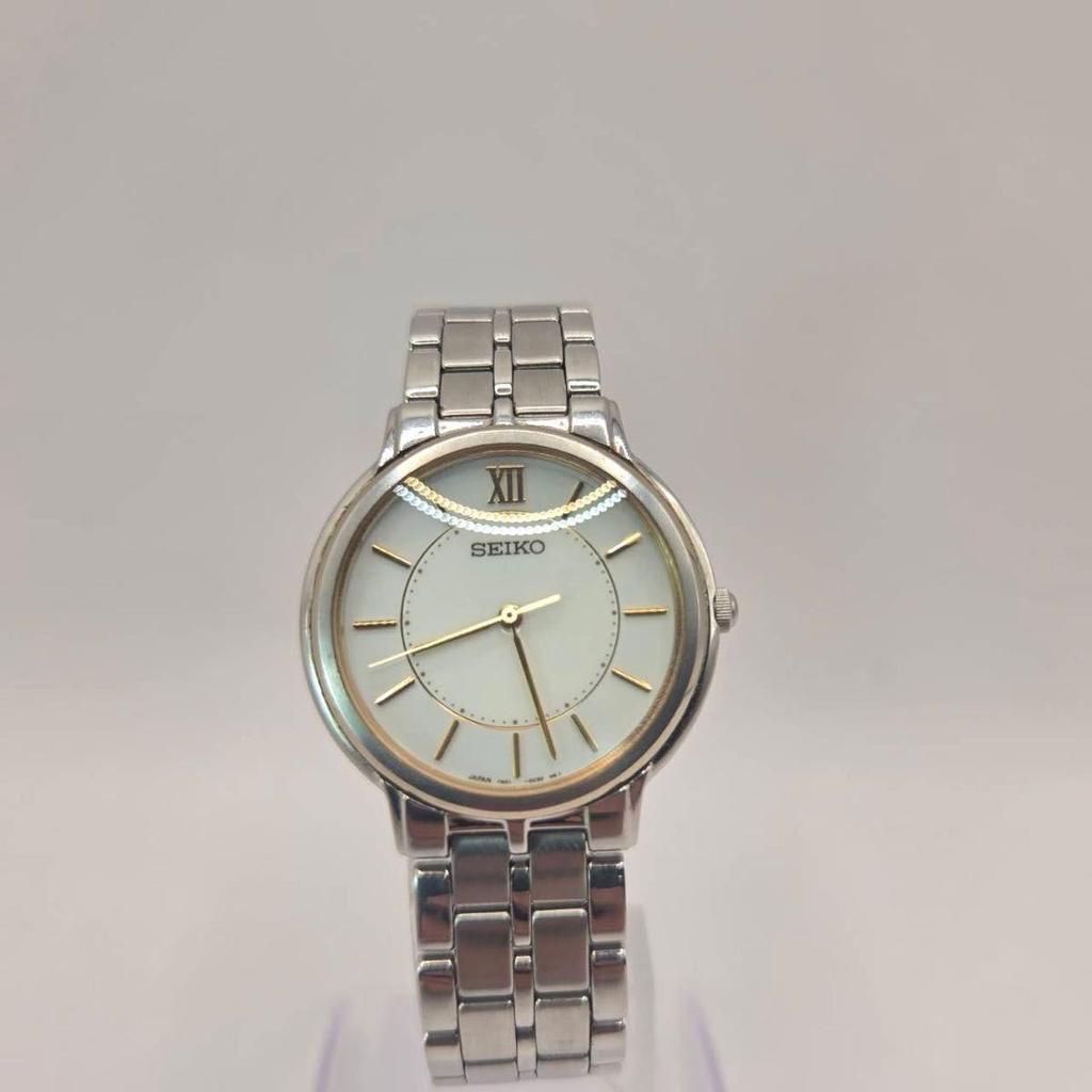 Used SEIKO Men's Watch Quartz Silver Color