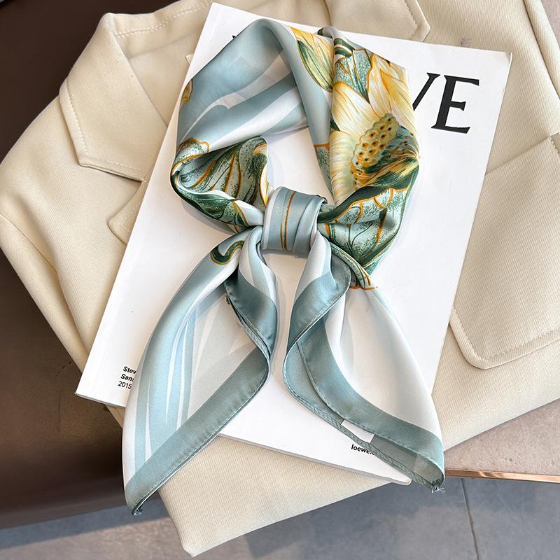 

70*70cm Luxury Brand Designer Silk Square Scarf for Women Satin Shawls Scarves Hjiab Bandana Hair Band Wrist Fashion 2023 70x70cm
