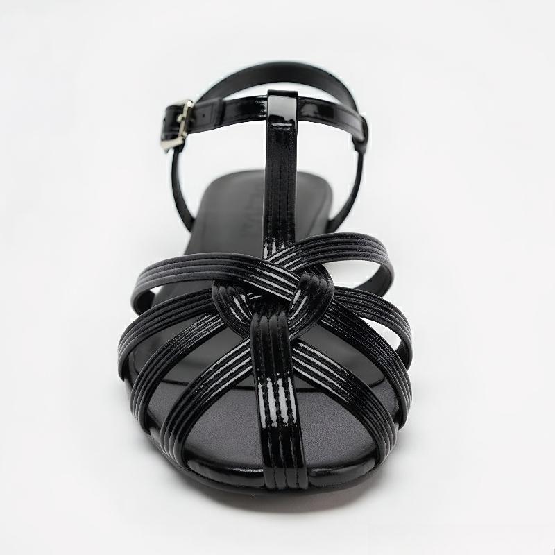 Fashion Hollow Narrow Band Gladiator Sandals for Women Luxury Ankle Strap Buckle Design Flat Sandals Summer Sexy Beach Sandals
