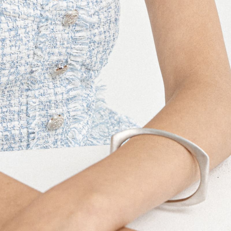 

Ahndronico square bangle gold