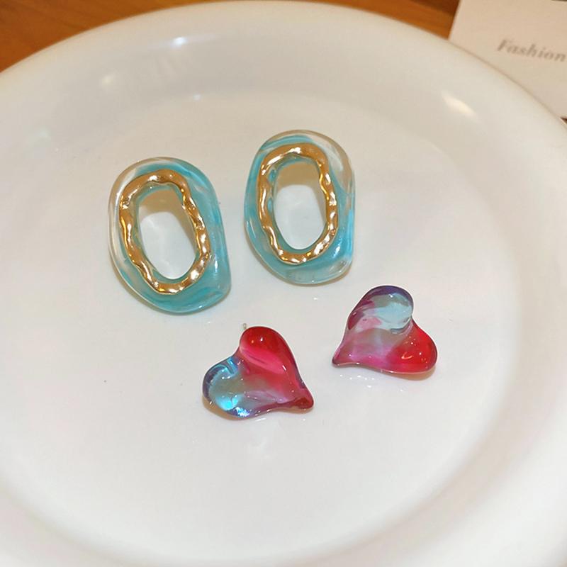 Romantic Red Blue Gradient Heart Stud Earrings for Women Girls Korean Style Sweet Irregular Ellipse Earrings Niche Jewelry Gifts