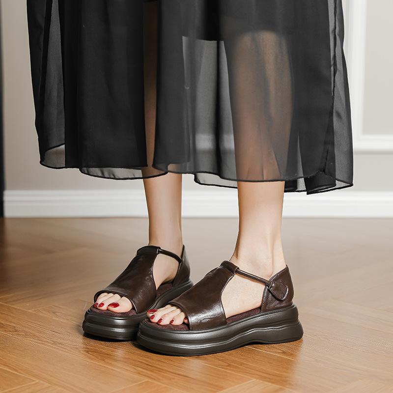 Spot Flat-soled Sandals Women's Soft-soled Retro Summer New Casual Open-toed Small Man Height-increasing Roman Shoes Slippers Women