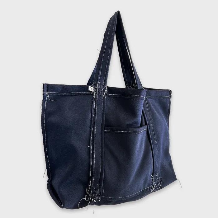 O Logo Drawing Stitch Bag / Navy