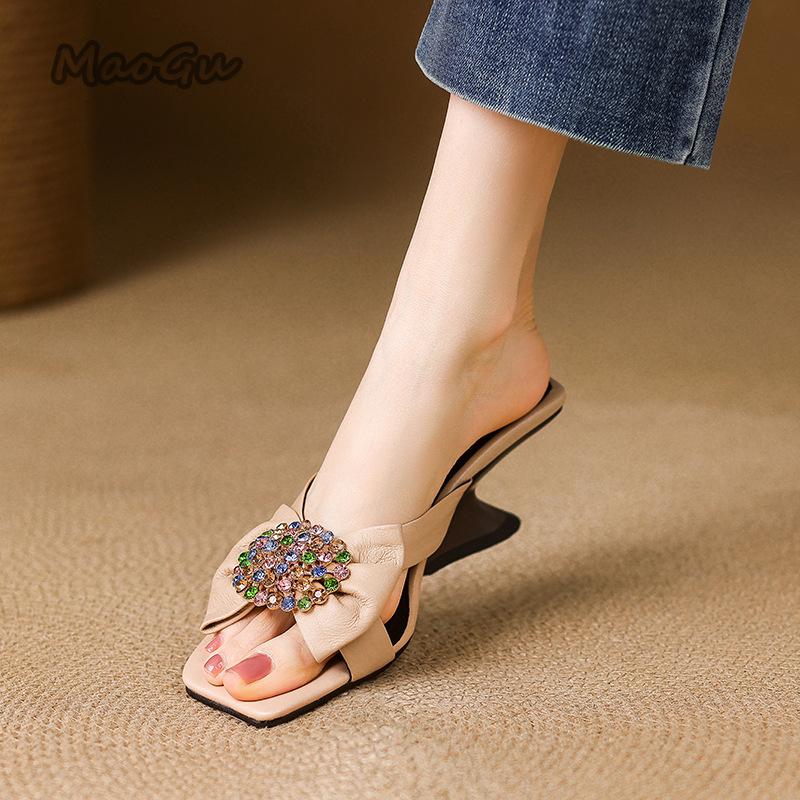 Fashion French Vacation Style High-heeled Slippers for Women Wearing Summer New Rhinestone Bow Wedge Sandals Sandalias De Mujer