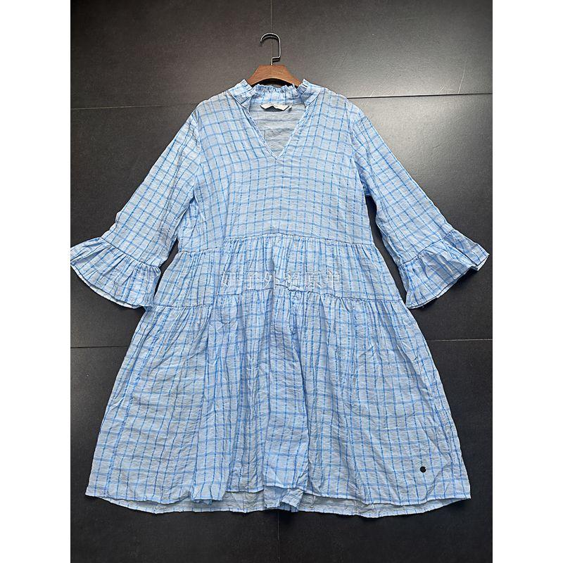

Blue Plaid Dress Export Single Nu Home V Neck Small Stand-up Collar Medium-Sleeve Dress Light Blue Check Skirt Light blue Plaid Dress 38 yards