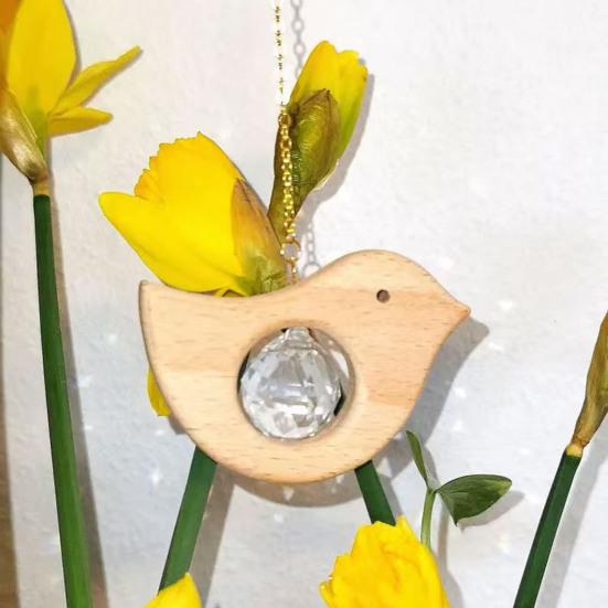 Wooden Bird Suncatcher Hanging Decoration Indoor Outdoor Garden Rainbow Maker Bird Ornament with Faux Crystal Ball
